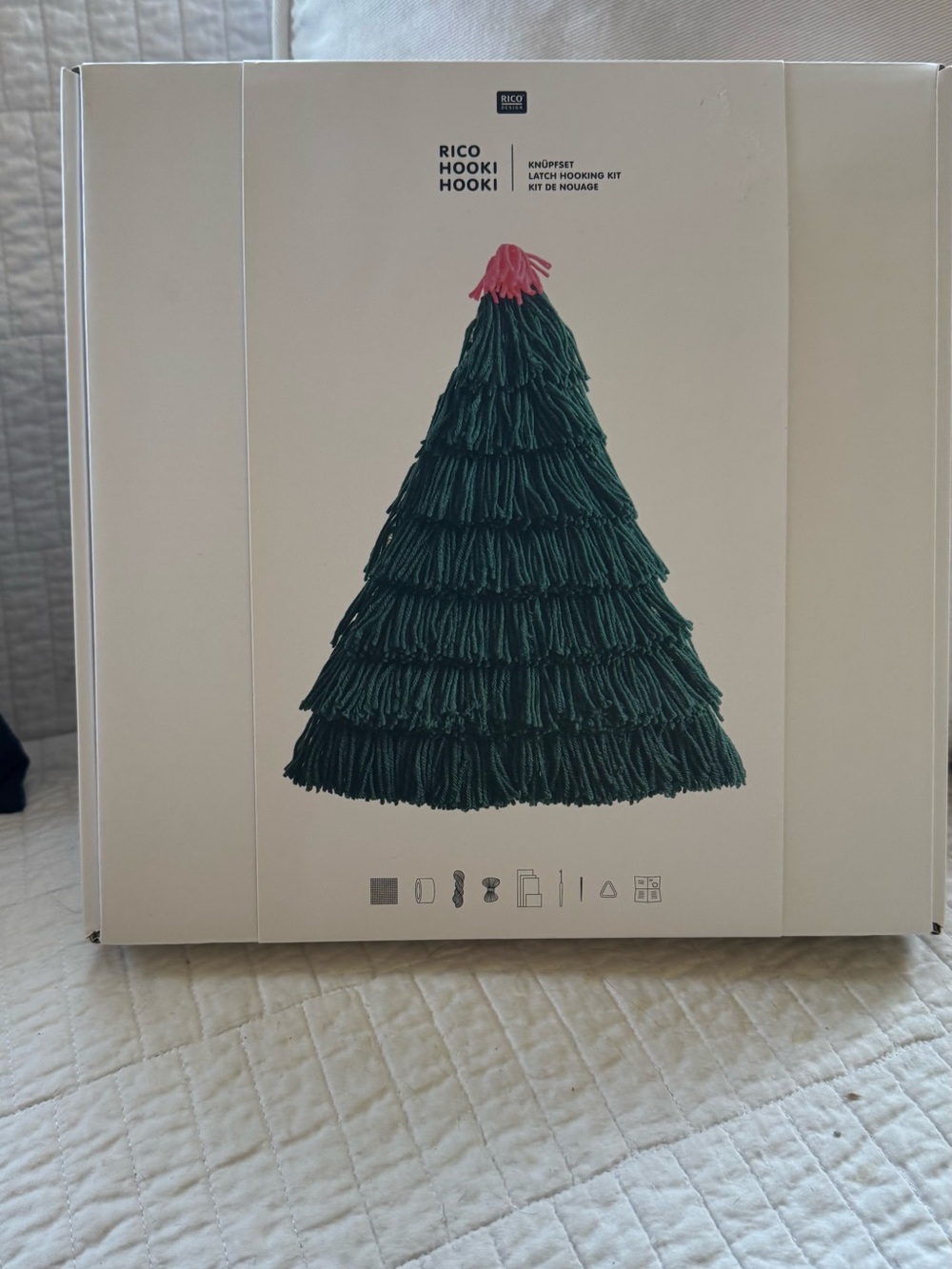 Rico Designs Christmas Tree Hanging. Latch Hook Kit. NIB